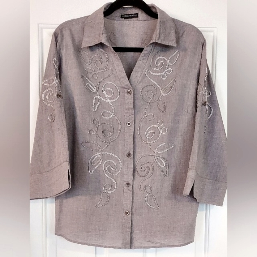 LAUREN Michelle Gray Rope Sparkle Design Rollup Sleeve Button Blouse.